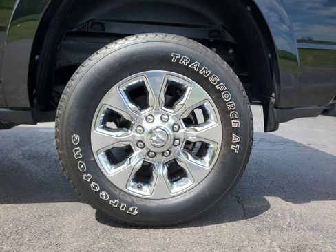 Used 2024 RAM 2500 Limited AWD/4WD image 9