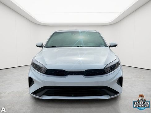 Used 2023 Kia Forte LX FWD image 5