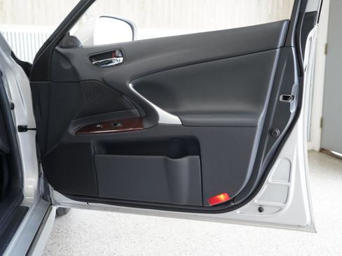 Used 2007 Lexus IS 250 image 32