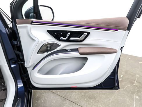 Used 2023 Mercedes-Benz EQS 450+ 4MATIC SUV image 24