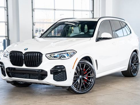 Used 2023 BMW X5 sDrive40i w/ Executive Package image 2