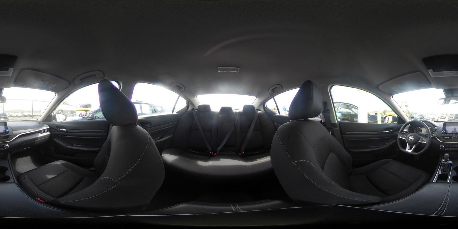 Used 2025 Nissan Altima 2.5 SV FWD image 39