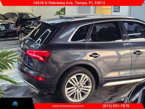 Used 2018 Audi Q5 Prestige w/ Prestige Package AWD/4WD image 6