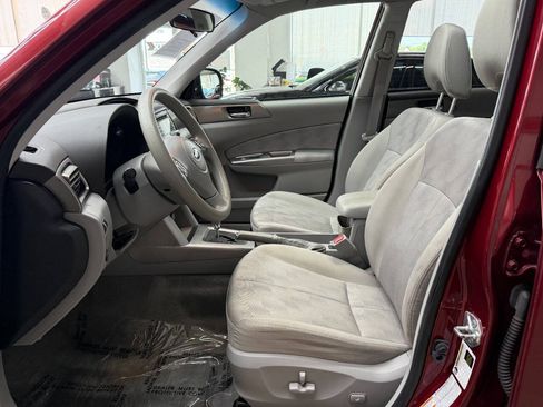 Used 2010 Subaru Forester 2.5X Premium w/ Popular Equipment Group 1A AWD/4WD image 11
