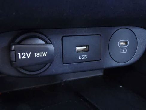 Used 2024 Hyundai Elantra Limited FWD image 46
