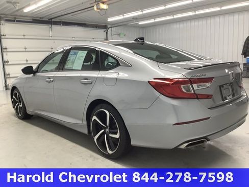 Used 2022 Honda Accord Sport image 4