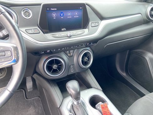 Used 2020 Chevrolet Blazer LT FWD image 41