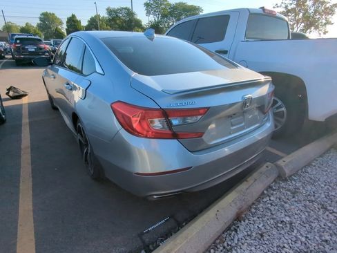 Used 2019 Honda Accord Sport image 4