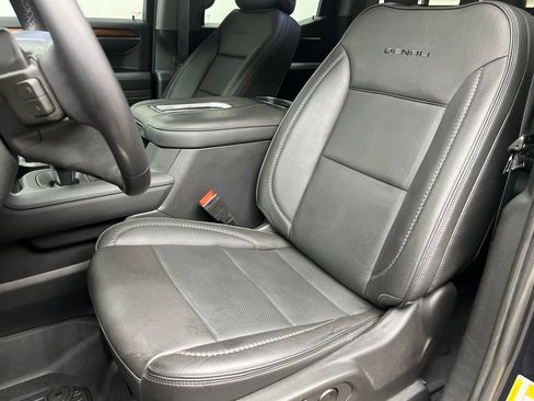 Used 2022 GMC Sierra 1500 Denali AWD/4WD image 10