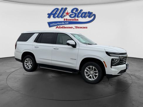 Used 2025 Chevrolet Tahoe LT RWD image 3