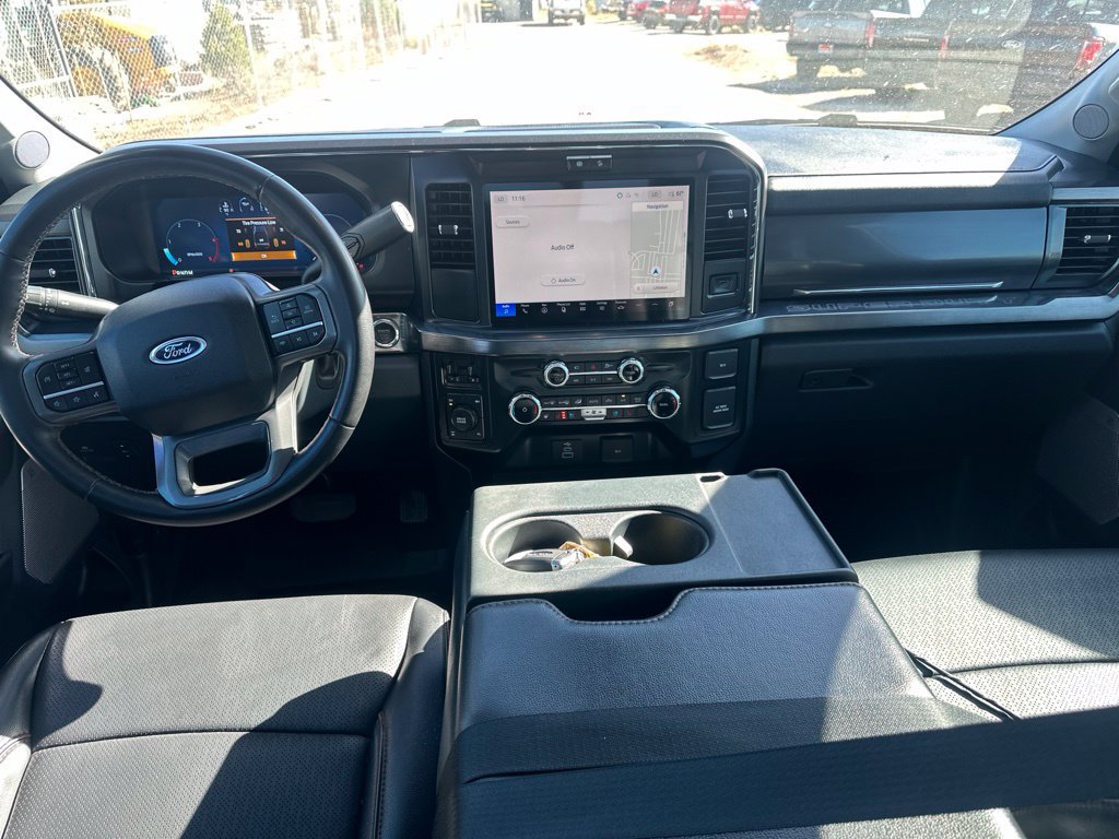 Used 2025 Ford F350 Lariat AWD/4WD image 8