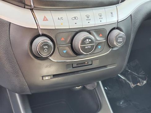 Used 2016 Dodge Journey R/T AWD/4WD image 18