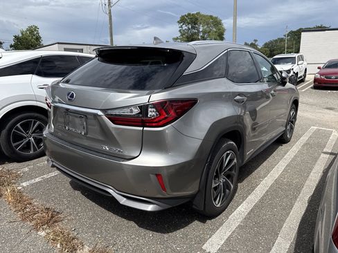 Used 2017 Lexus RX 450h AWD w/ Luxury Package image 4