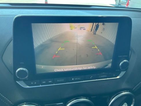 Used 2020 Nissan Sentra SV w/ Trunk Package FWD image 16