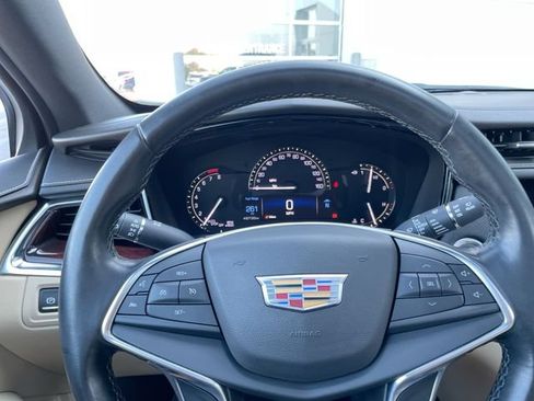 Certified 2018 Cadillac XT5 Premium Luxury FWD image 21