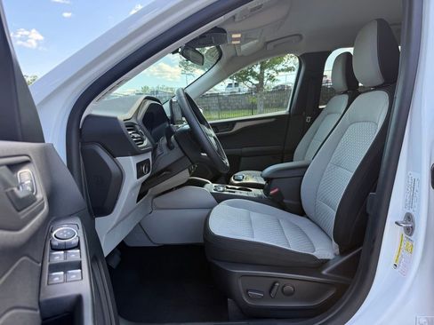 Used 2023 Ford Escape Active AWD/4WD image 24