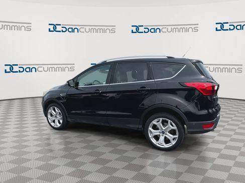 Used 2019 Ford Escape Titanium AWD/4WD image 6