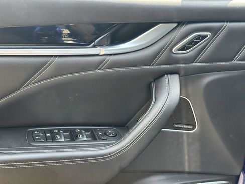 Used 2022 Maserati Levante Modena AWD/4WD image 13