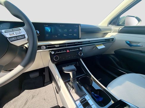 New 2026 Hyundai Tucson SEL image 24