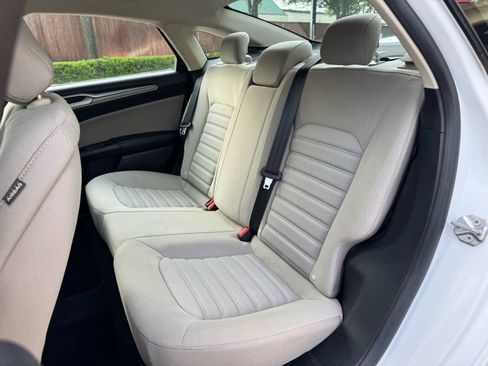 Used 2018 Ford Fusion S FWD image 24