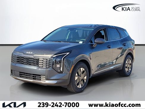 New 2026 Kia Sportage LX FWD image 3