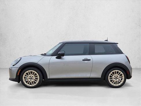New 2026 MINI Cooper 2-Door Hardtop FWD image 5