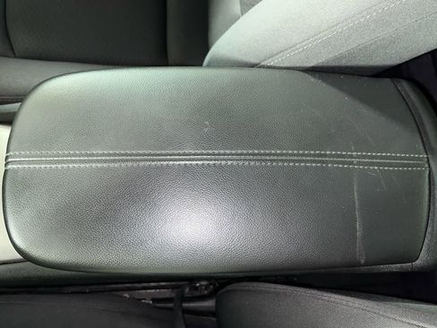 Used 2021 Chevrolet Malibu LT image 22