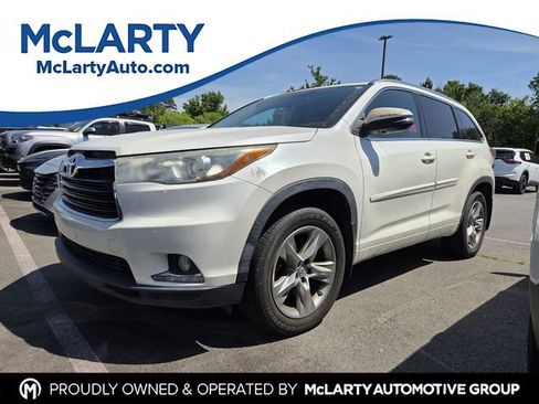 Used 2014 Toyota Highlander Limited FWD image 1