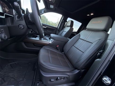 New 2026 Chevrolet Silverado 1500 High Country w/ High Country Premium Package image 19