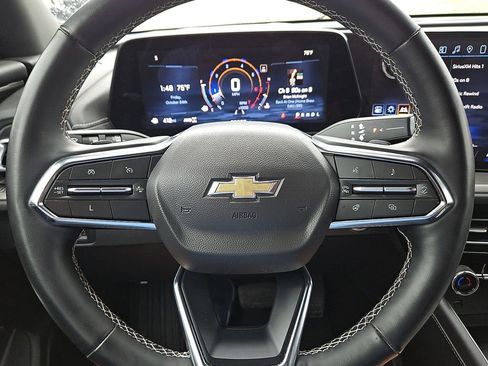 Used 2024 Chevrolet Traverse LT image 30