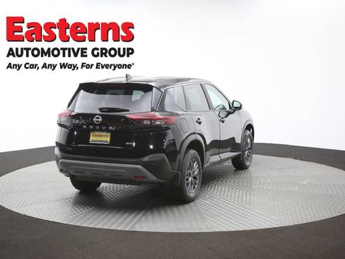 Used 2023 Nissan Rogue S AWD/4WD image 40