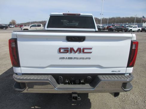 New 2026 GMC Sierra 2500 SLT AWD/4WD image 6