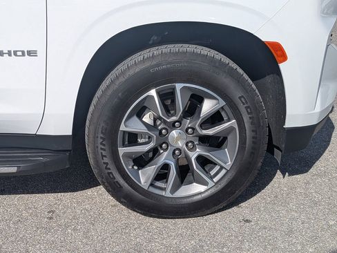 Used 2024 Chevrolet Tahoe LT w/ Luxury Package image 11