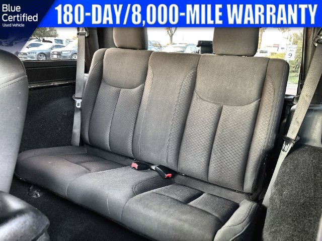 Used 2018 Jeep Wrangler Sport AWD/4WD image 16