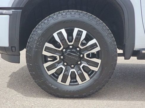 New 2026 GMC Sierra 2500 Denali Ultimate AWD/4WD image 19