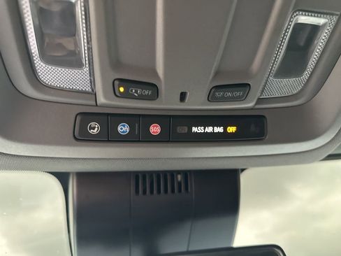 Used 2024 Chevrolet Silverado 3500 LT w/ Convenience Package image 22