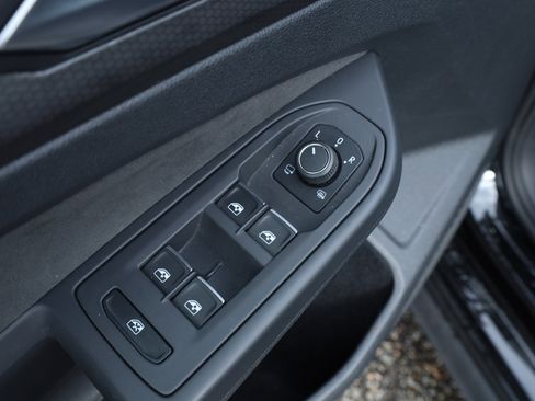 Used 2024 Volkswagen GTI S image 27