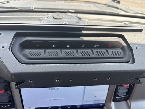 Used 2024 Ford Bronco Raptor w/ Interior Carbon Fiber Pack 6 AWD/4WD image 18
