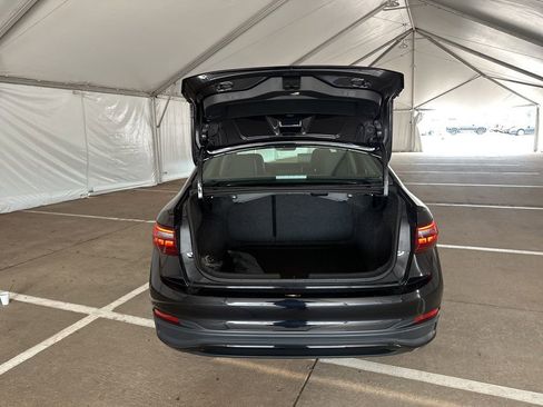 New 2026 Volkswagen Jetta SE FWD image 13