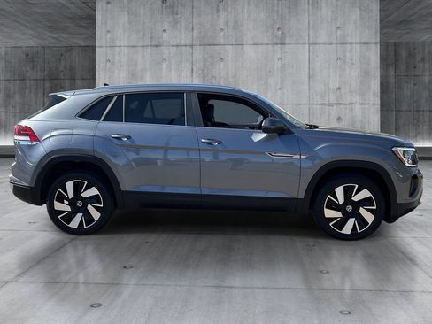 Used 2024 Volkswagen Atlas Cross Sport SE AWD/4WD image 6
