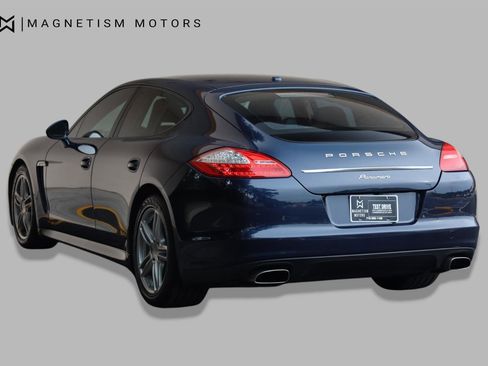 Used 2012 Porsche Panamera 4 image 9