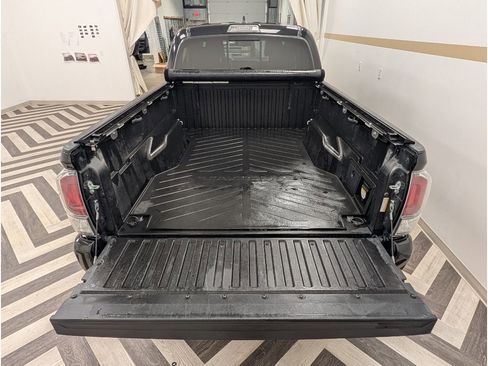 Used 2023 Toyota Tacoma TRD Off-Road w/ Technology Package image 26