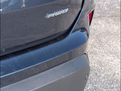 Used 2022 Ford Edge Titanium AWD/4WD image 21