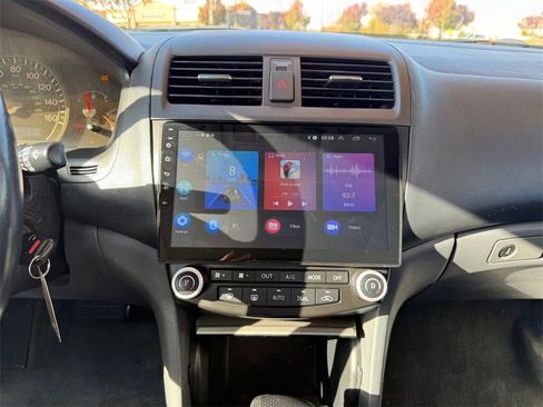 Used 2004 Honda Accord EX image 19