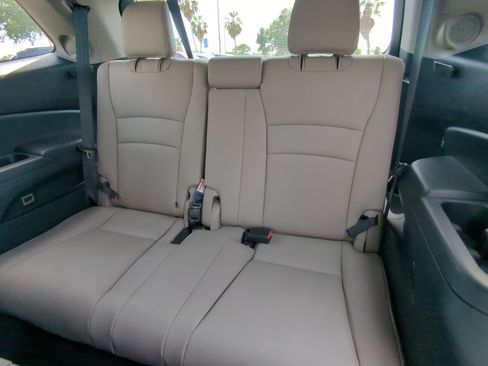 Used 2022 Honda Pilot Touring image 20