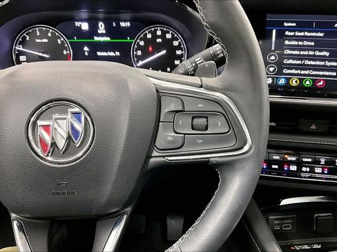 Used 2023 Buick Envision Avenir image 25