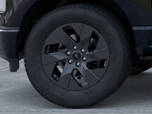 New 2025 Ford F150 Lightning Lariat image 22