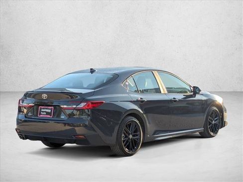 Used 2025 Toyota Camry SE w/ Multimedia Upgrade Package FWD image 5