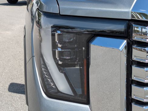 Certified 2024 GMC Sierra 2500 Denali w/ Denali Reserve Package image 10