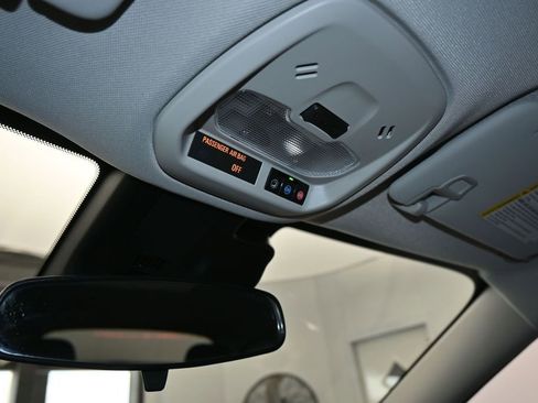 Used 2025 Chevrolet Trax LT w/ Driver Confidence Package FWD image 23